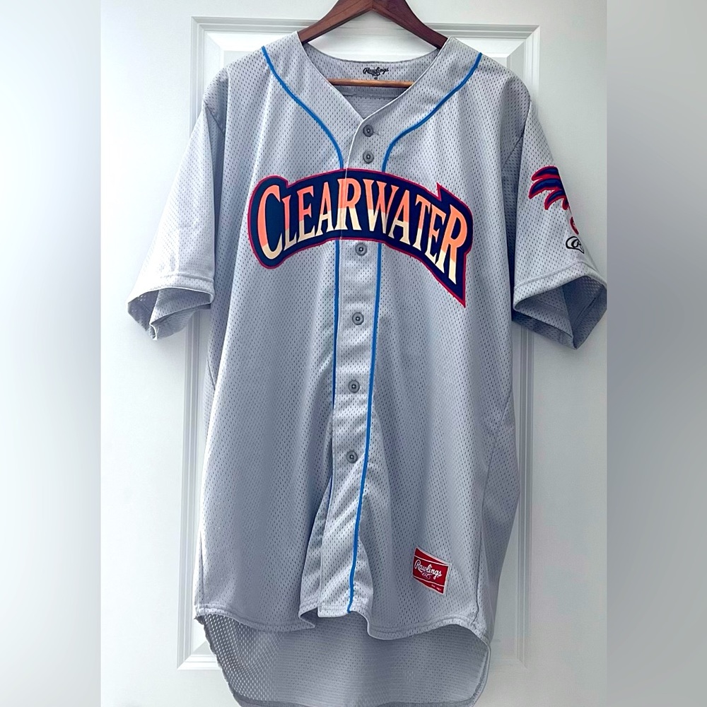 Clearwater Threshers  Jersey, Gray Rawlings Jersey Size 48 Says Impeach 46.